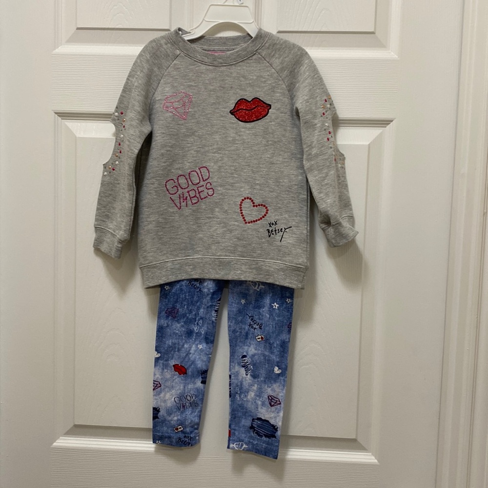 2piece sweatshirt & legging set 🌻2 for $20